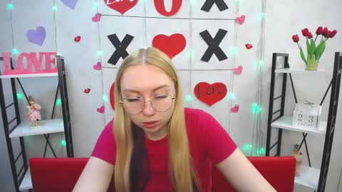 Snapshot of beatriceflyy chatting on 01/23/25, 11:37 BeatriceFlyy online show from 01/23/25, 11:37