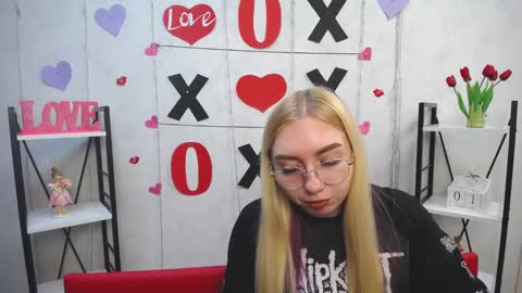 Snapshot of beatriceflyy chatting on 02/01/25, 01:41 BeatriceFlyy online show from 02/01/25, 01:41