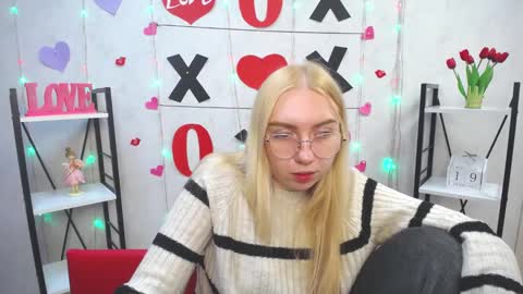 Snapshot of beatriceflyy chatting on 02/19/25, 09:17 BeatriceFlyy online show from 02/19/25, 09:17