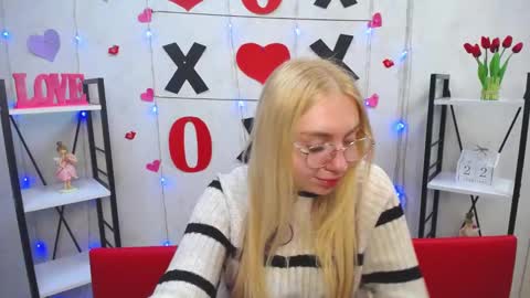 Snapshot of beatriceflyy chatting on 02/22/25, 11:13 BeatriceFlyy online show from 02/22/25, 11:13