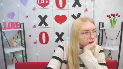 Snapshot of beatriceflyy chatting on 02/25/25, 06:14 BeatriceFlyy online show from 02/25/25, 06:14