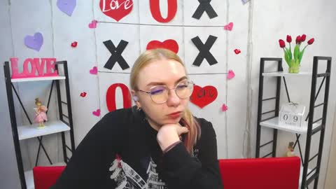 Snapshot of beatriceflyy chatting on 03/10/25, 02:37 BeatriceFlyy online show from 03/10/25, 02:37