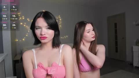 Snapshot of beatricemoonlight chatting on 12/04/25, 11:19 My name is Beatrice Like my broadcast pls 3 online show from 12/04/25, 11:19