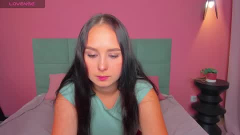 Beatrice 3 online show from 09/18/25, 01:40