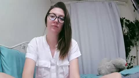 Snapshot of beatricetender chatting on 12/08/24, 09:30 BeatriceTender online show from 12/08/24, 09:30