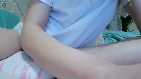 Snapshot of beatricetender chatting on 01/05/25, 01:35 BeatriceTender online show from 01/05/25, 01:35