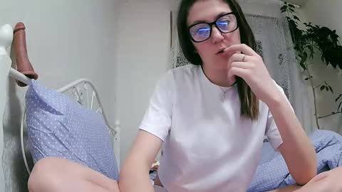 Snapshot of beatricetender chatting on 02/06/25, 08:02 BeatriceTender online show from 02/06/25, 08:02