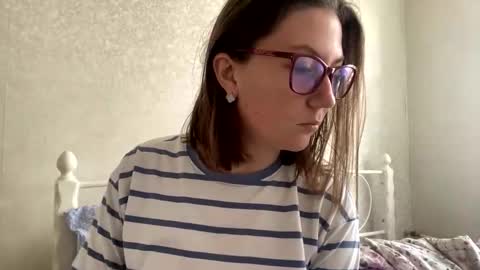 Snapshot of beatricetender chatting on 10/26/25, 08:53 BeatriceTender online show from 10/26/25, 08:53