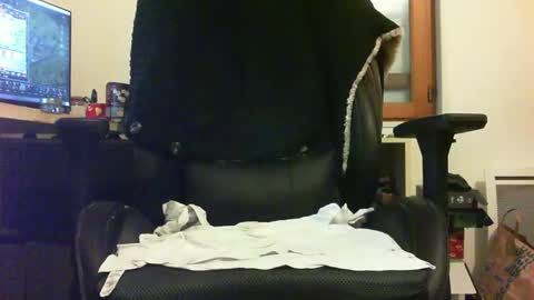 Snapshot of beaugosse39 chatting on 02/19/26, 06:53 beaugosse39 online show from 02/19/26, 06:53