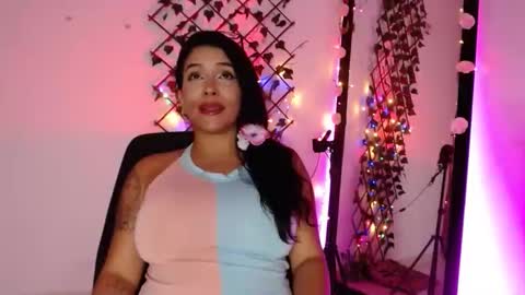 Snapshot of beautibellah chatting on 02/14/26, 02:52 beautibellah online show from 02/14/26, 02:52