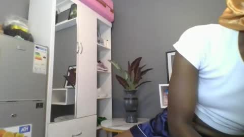 Lil stunner online show from 02/15/25, 11:03