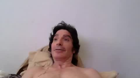 Snapshot of beautifukk chatting on 12/28/24, 09:08 beautifukk online show from 12/28/24, 09:08