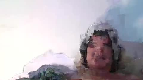 Snapshot of beautifukk chatting on 01/02/25, 04:30 beautifukk online show from 01/02/25, 04:30