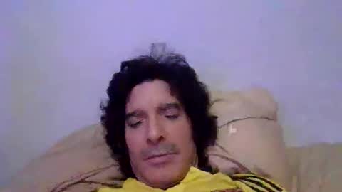 Snapshot of beautifukk chatting on 01/12/25, 01:53 beautifukk online show from 01/12/25, 01:53