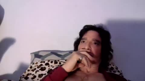 Snapshot of beautifukk chatting on 01/16/25, 01:37 beautifukk online show from 01/16/25, 01:37