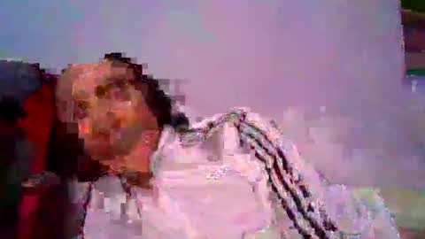 Snapshot of beautifukk chatting on 01/16/25, 08:00 beautifukk online show from 01/16/25, 08:00