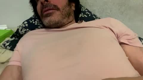 Snapshot of beautifukk chatting on 09/25/25, 03:43 beautifukk online show from 09/25/25, 03:43