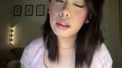 Snapshot of beautiful_lust69 chatting on 10/09/25, 02:48 Sweet Aya online show from 10/09/25, 02:48