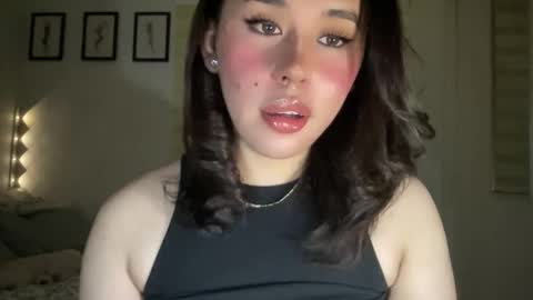 Snapshot of beautiful_lust69 chatting on 11/26/25, 02:29 Sweet Aya online show from 11/26/25, 02:29