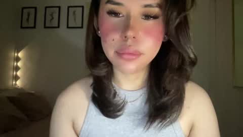 Snapshot of beautiful_lust69 chatting on 12/01/25, 12:26 Sweet Aya online show from 12/01/25, 12:26