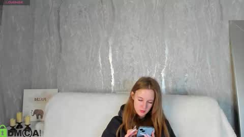 Snapshot of beautiful_tragedyy chatting on 09/11/25, 12:44 Niktoria online show from 09/11/25, 12:44