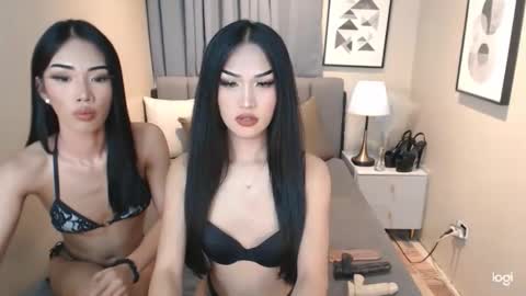 Snapshot of beauty__pearl chatting on 06/08/26, 07:14 PEARL X NIKKI online show from 06/08/26, 07:14