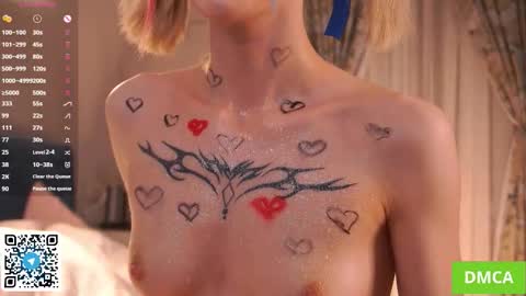 Snapshot of beauty_fuel chatting on 10/31/25, 06:53 Polly online show from 10/31/25, 06:53