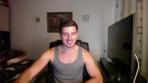 Mia and Jake online show from 10/01/25, 02:45