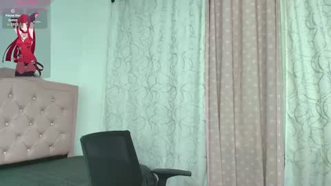 Snapshot of beauty_lana18 chatting on 07/12/26, 10:06 lana online show from 07/12/26, 10:06