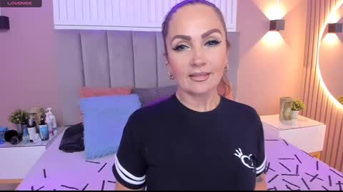 Chantall online show from 02/16/25, 07:38