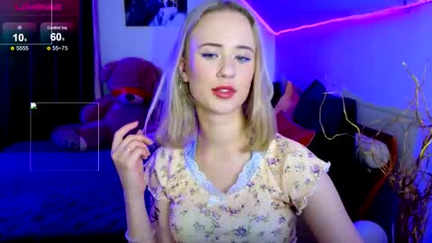 Snapshot of beauty_sashaxx chatting on 10/22/25, 07:02 beauty Sasha online show from 10/22/25, 07:02