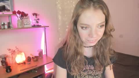 Snapshot of beautyeliise chatting on 01/10/26, 01:57 Eliise online show from 01/10/26, 01:57