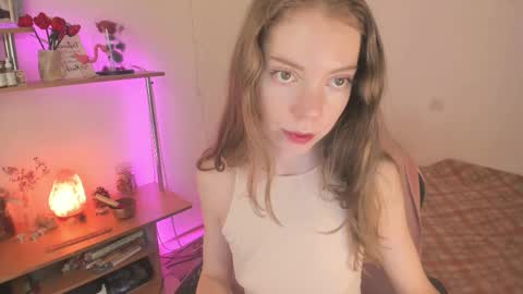 Snapshot of beautyeliise chatting on 02/16/26, 08:10 Eliise online show from 02/16/26, 08:10