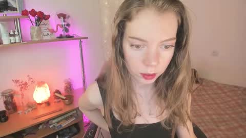 Eliise online show from 02/17/26, 08:11