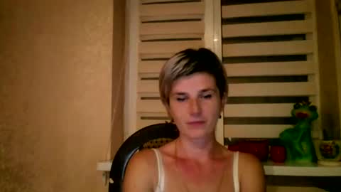 Snapshot of beautyksenia chatting on 09/22/25, 06:21 BeautyKsenia online show from 09/22/25, 06:21