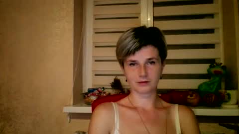 Snapshot of beautyksenia chatting on 10/26/25, 07:20 BeautyKsenia online show from 10/26/25, 07:20