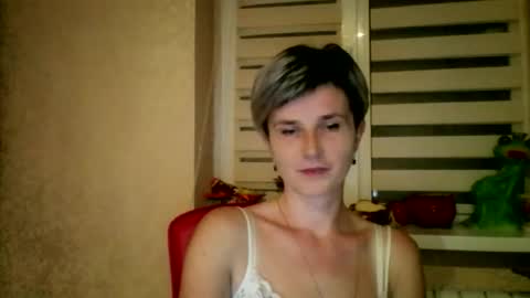 Snapshot of beautyksenia chatting on 10/28/25, 08:00 BeautyKsenia online show from 10/28/25, 08:00