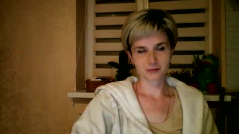BeautyKsenia online show from 05/13/26, 08:06