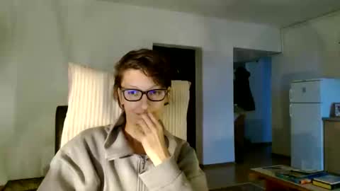 Raluca online show from 12/08/24, 02:09