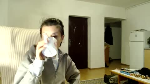 Raluca online show from 12/23/24, 05:11