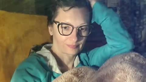 Raluca online show from 04/13/26, 06:57