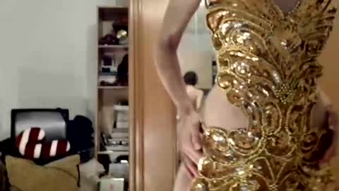 Raluca online show from 05/20/26, 06:47