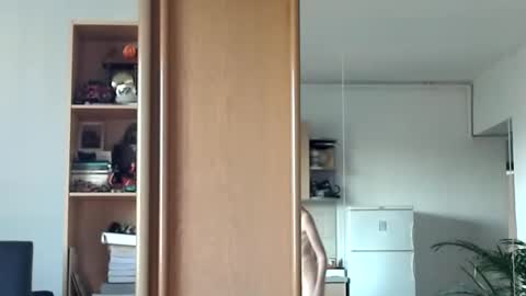 Raluca online show from 06/26/26, 05:17