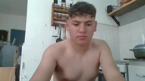 Snapshot of bebote0020 chatting on 10/11/25, 04:27 bebote0020 online show from 10/11/25, 04:27