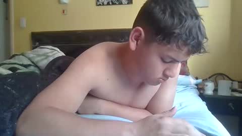 Snapshot of bebote0020 chatting on 10/20/25, 12:38 bebote0020 online show from 10/20/25, 12:38