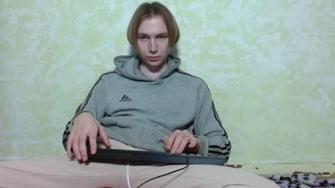 meow online show from 12/12/24, 03:37