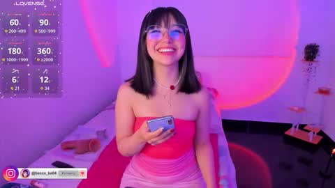Snapshot of becca_be_ chatting on 12/21/25, 03:57 Becca is here online show from 12/21/25, 03:57