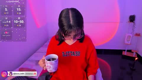 Snapshot of becca_be_ chatting on 02/25/26, 04:11 Becca is here online show from 02/25/26, 04:11