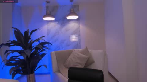 Am Becca online show from 09/24/25, 07:28