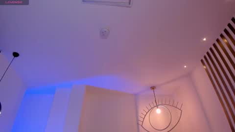 Am Becca online show from 09/25/25, 08:23